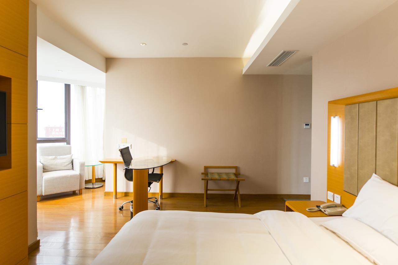 เจไอ โฮเทล เฉิงตู จิ่วเอียนเฉียว Hotel ภายนอก รูปภาพ